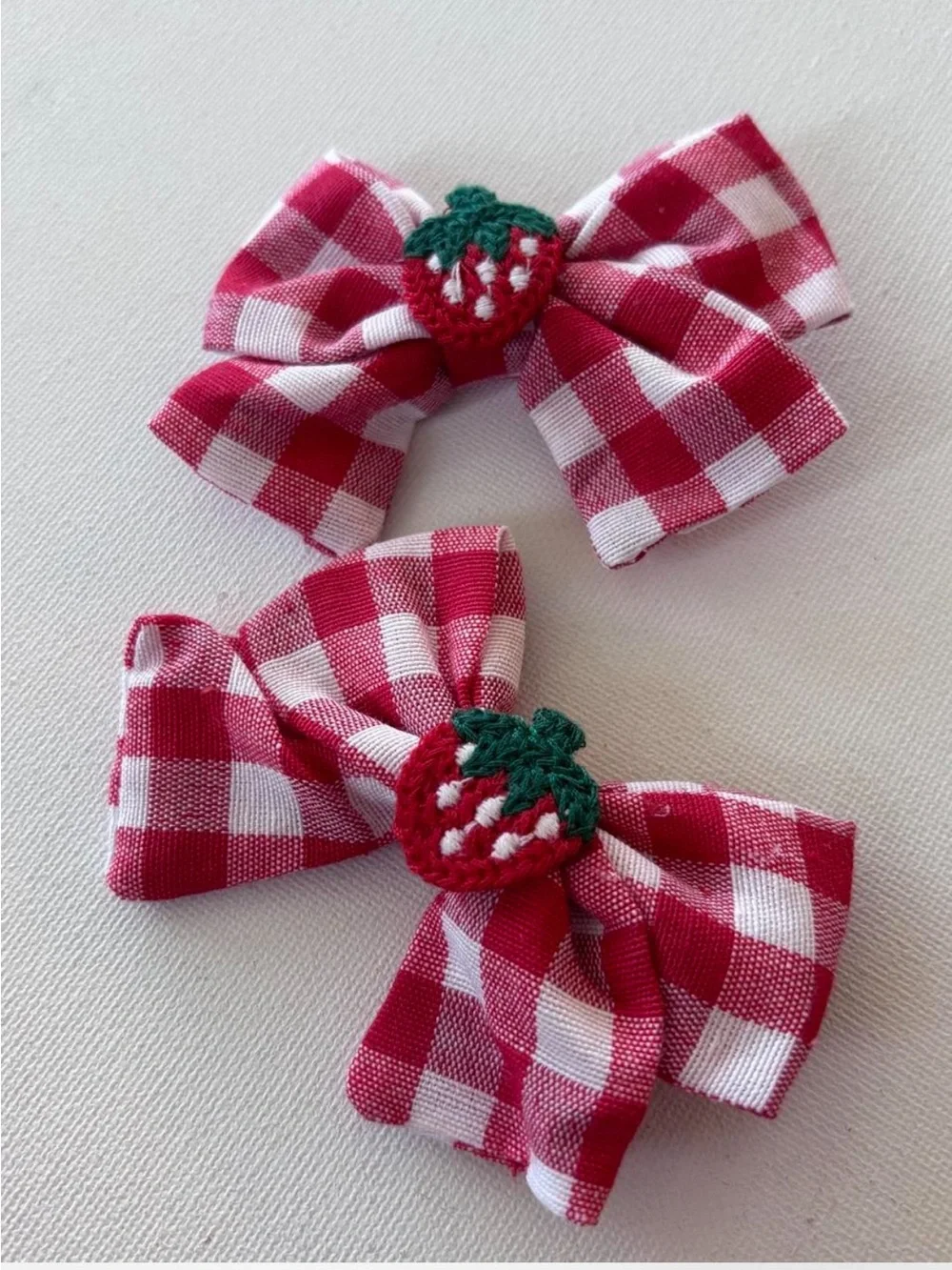 Red Gingham Strawberry Bow‎ Hair Clips Set
